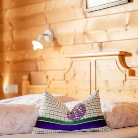 Дом отдыха Family Maximilian