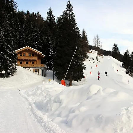 Family Maximilian Дом отдыха Тукс