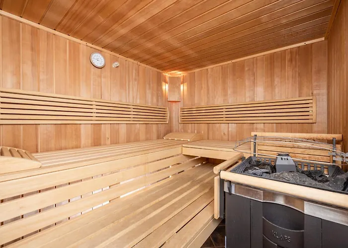 Family Maximilian 別荘 *