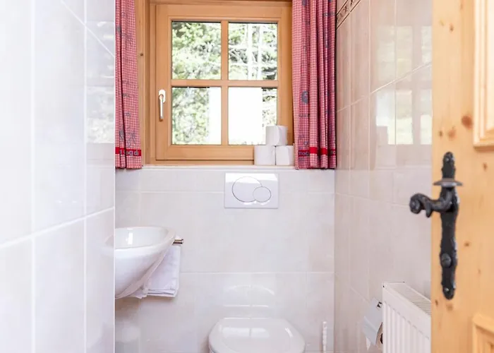 马克西米利安家庭度假屋 度假居 图克斯