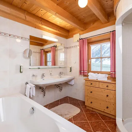 Family Maximilian Holiday home *